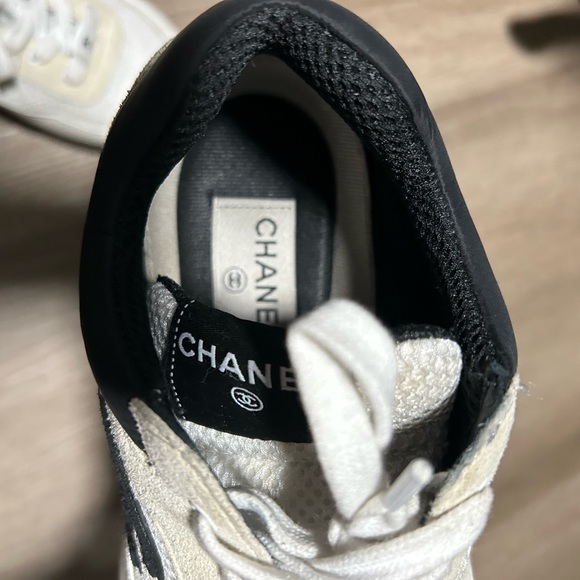 Chanel Sneaker Trainer - Picture 2 of 4